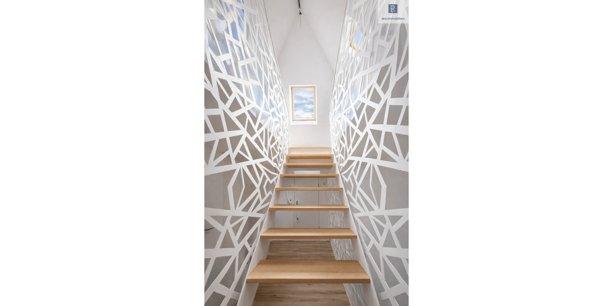 Etagenwohnung Köln Neustadt-Nord - 2 Zimmer, 111 m&sup2;, 2.190&euro; | Angebot:25688978