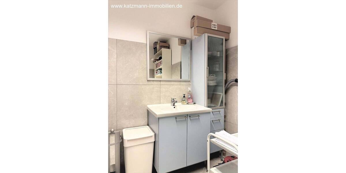 Gewerbeobjekt Kerpen Sindorf - 4 Zimmer, 109 m&sup2;, 952&euro; | Angebot:25749014