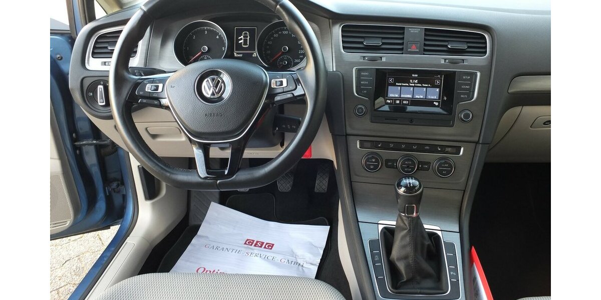 VW Golf VII COMFORTLINE PANORAMADACH KLIMAAUTOMATIK 1 150.000 km 9.908 &euro; Köln 50858