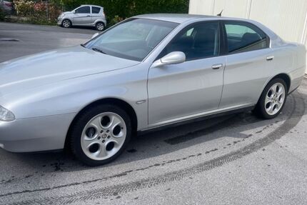 Alfa Romeo 166 54.800 km 10.890 &euro; Remscheid 42855