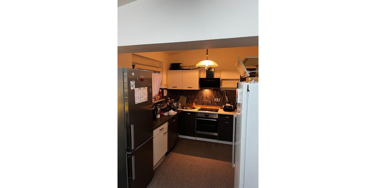 Erdgeschoßwohnung Köln Heimersdorf - 4 Zimmer, 120 m&sup2;, 600&euro; | Angebot:23678488