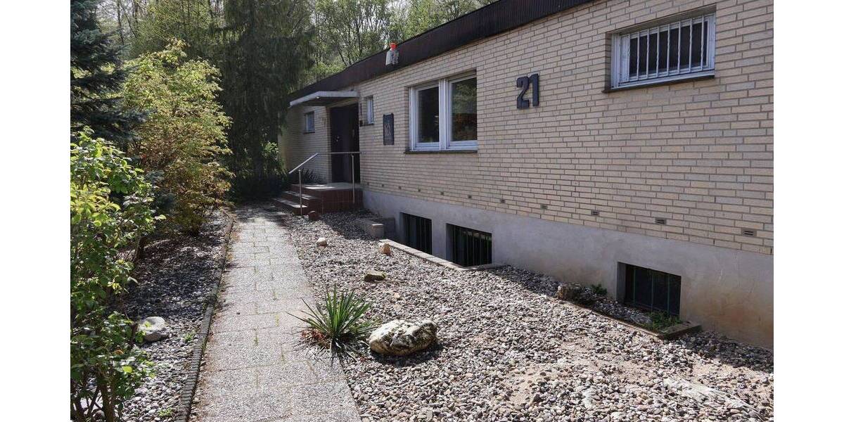 Bungalow Dormagen Hackenbroich - 1 Zimmer, 165 m&sup2;, 720.000&euro; | Angebot:26471006
