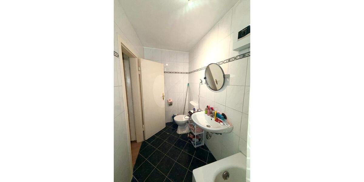 Etagenwohnung Düsseldorf Stadtbezirk 2 - 1 Zimmer, 43 m&sup2;, 799&euro; | Angebot:25794751