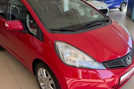 Honda Jazz 117.470 km 8.890 &euro; Brühl 50321