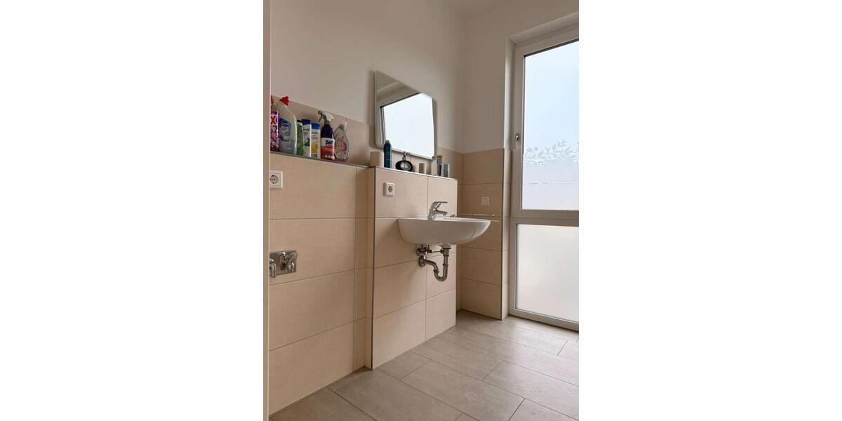 Dachgeschoßwohnung Leverkusen Schlebusch - 2 Zimmer, 70 m&sup2;, 890&euro; | Angebot:25710787