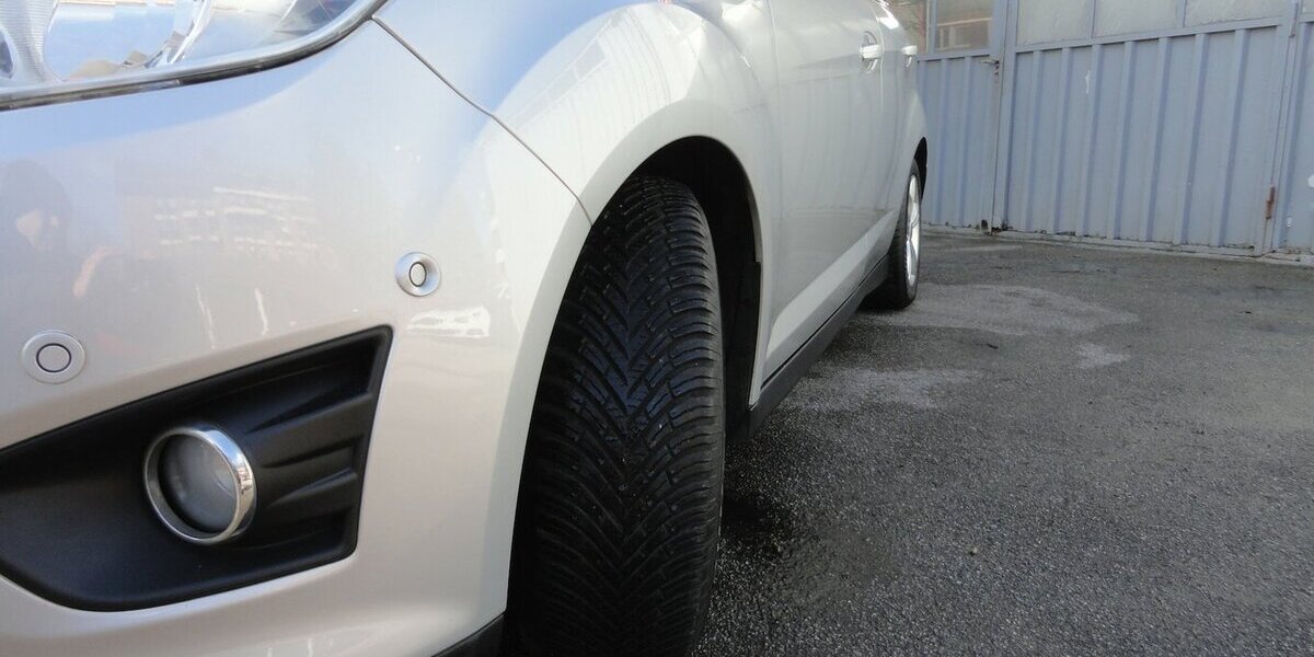 Ford C-Max Champion Editi. Z.Riemen+Ölpumpe+Turbo Neu 131.000 km 5.790 &euro; Neuss 41462