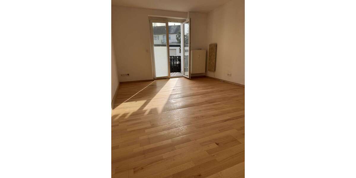 Etagenwohnung Neuss Dreikönigenviertel - 1 Zimmer, 40 m&sup2;, 400&euro; | Angebot:26722247