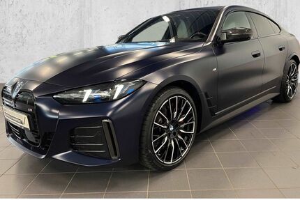 BMW i4 26.014 km 60.900 &euro; Solingen 42719