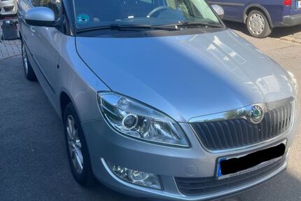 Skoda Fabia 120.478 km 4.750 &euro; Remscheid 42859