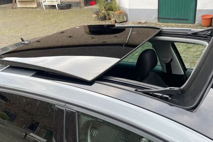 VW Golf 93.000 km 12.900 &euro; Köln 50997