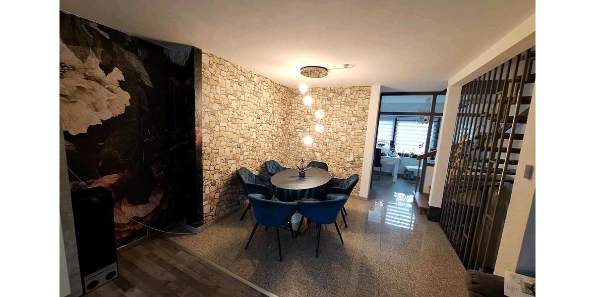 Reihenhaus Jüchen - 5 Zimmer, 135 m&sup2;, 415.000&euro; | Angebot:23859807