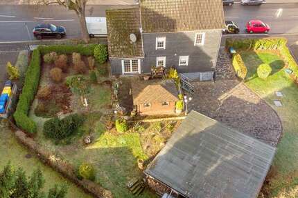 Haus Solingen Burg - 6 Zimmer, 145 m&sup2;, 429.000&euro; | Angebot:24424023