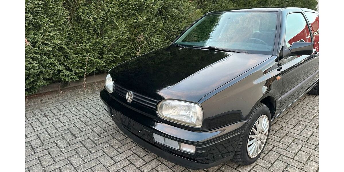 VW Golf 161.479 km 2.499 &euro; Jüchen 41363