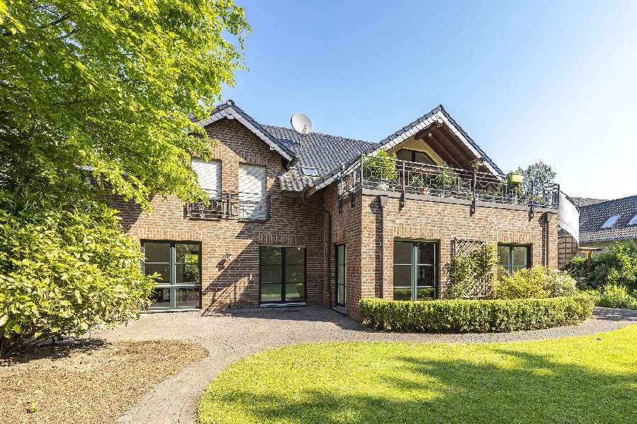 Etagenwohnung Neuss Furth-Mitte - 4 Zimmer, 146 m&sup2;, 580.000&euro; | Angebot:26815398