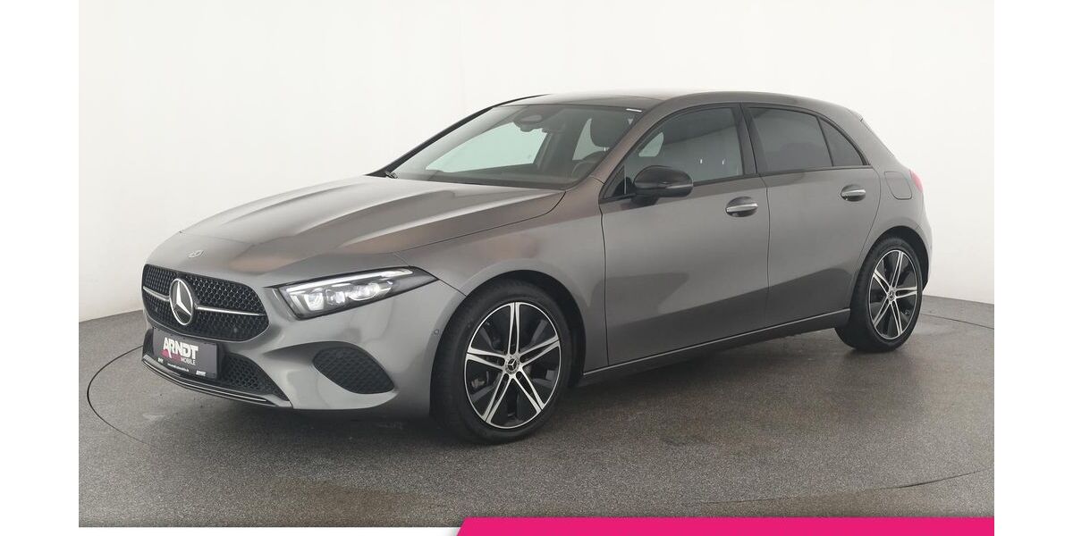 Mercedes-Benz A 250 23.900 km 31.984 &euro; Düsseldorf 40233