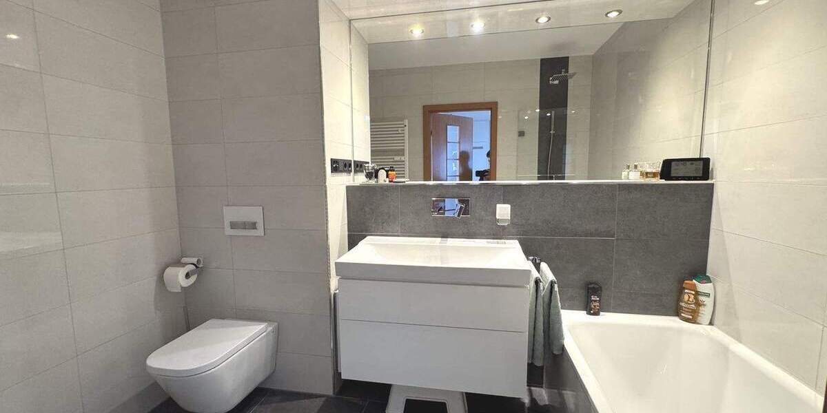 Etagenwohnung Leverkusen Lützenkirchen - 3 Zimmer, 75 m&sup2;, 189.000&euro; | Angebot:25687040