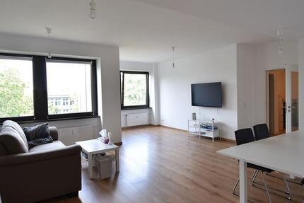 Wohnung Düsseldorf Stadtbezirk 2 - 3 Zimmer, 106 m&sup2;, 1.700&euro; | Angebot:23457325