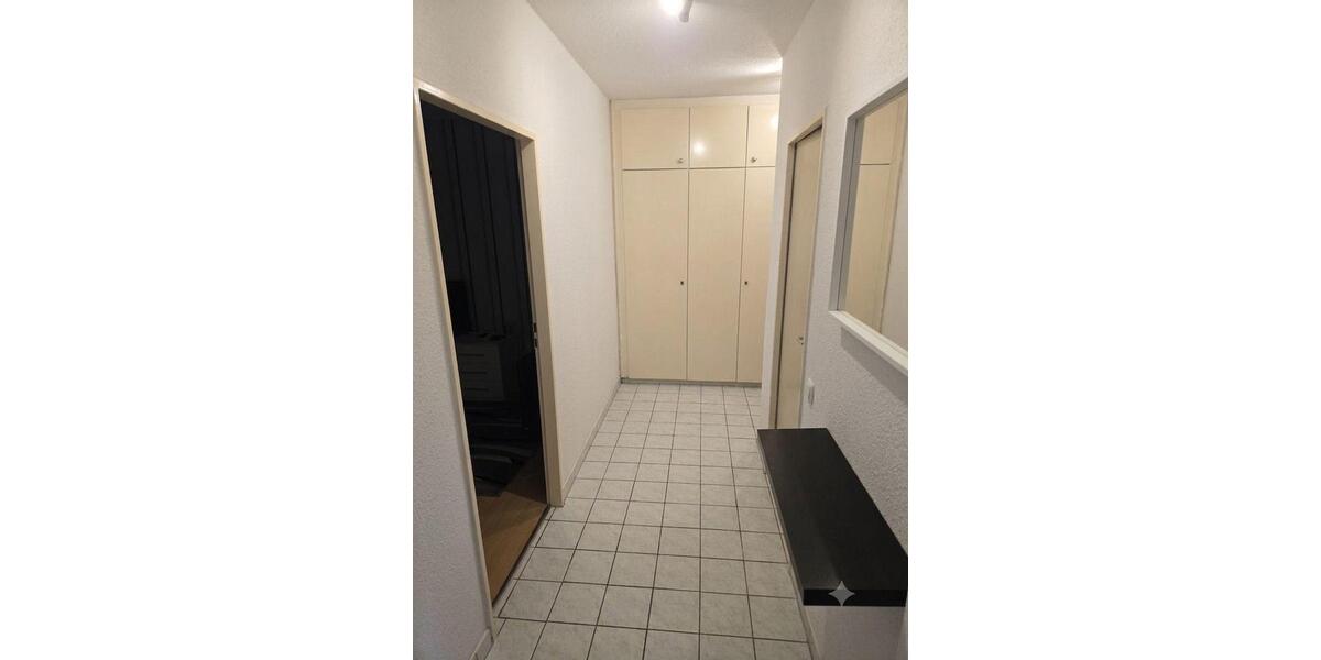 Etagenwohnung Neuss Erfttal - 2 Zimmer, 65 m&sup2;, 900&euro; | Angebot:26640724