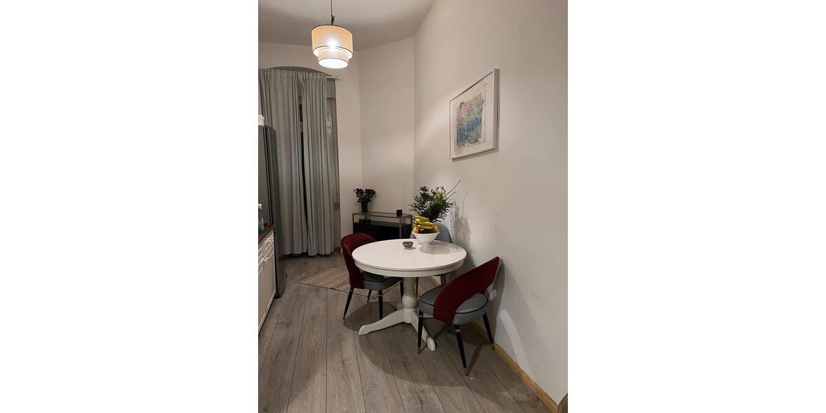 Erdgeschoßwohnung Köln Ehrenfeld - 3 Zimmer, 93 m&sup2;, 2.100&euro; | Angebot:25257663