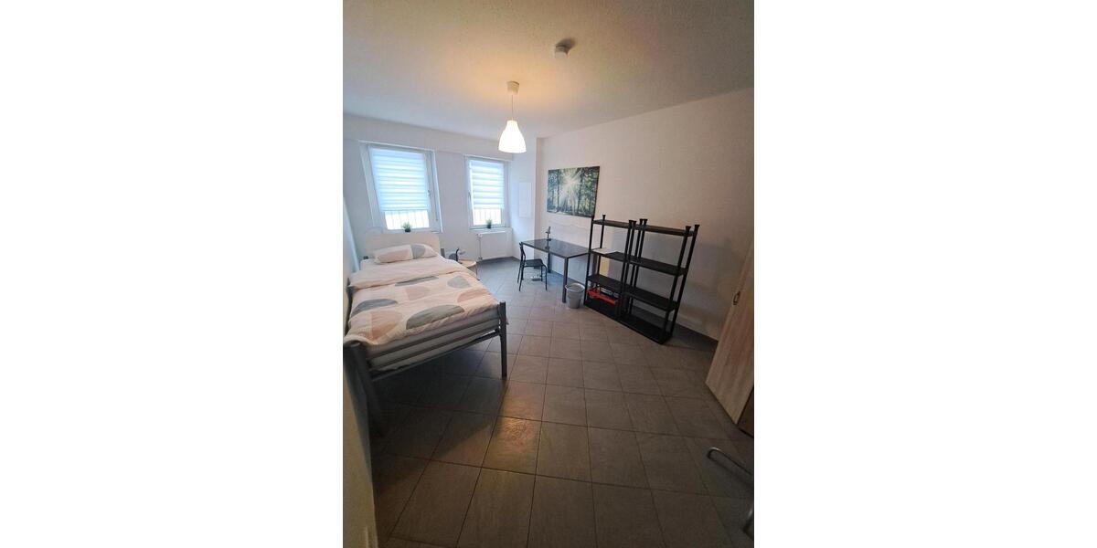 Etagenwohnung Leverkusen - 1 Zimmer, 20 m&sup2;, 550&euro; | Angebot:25900258