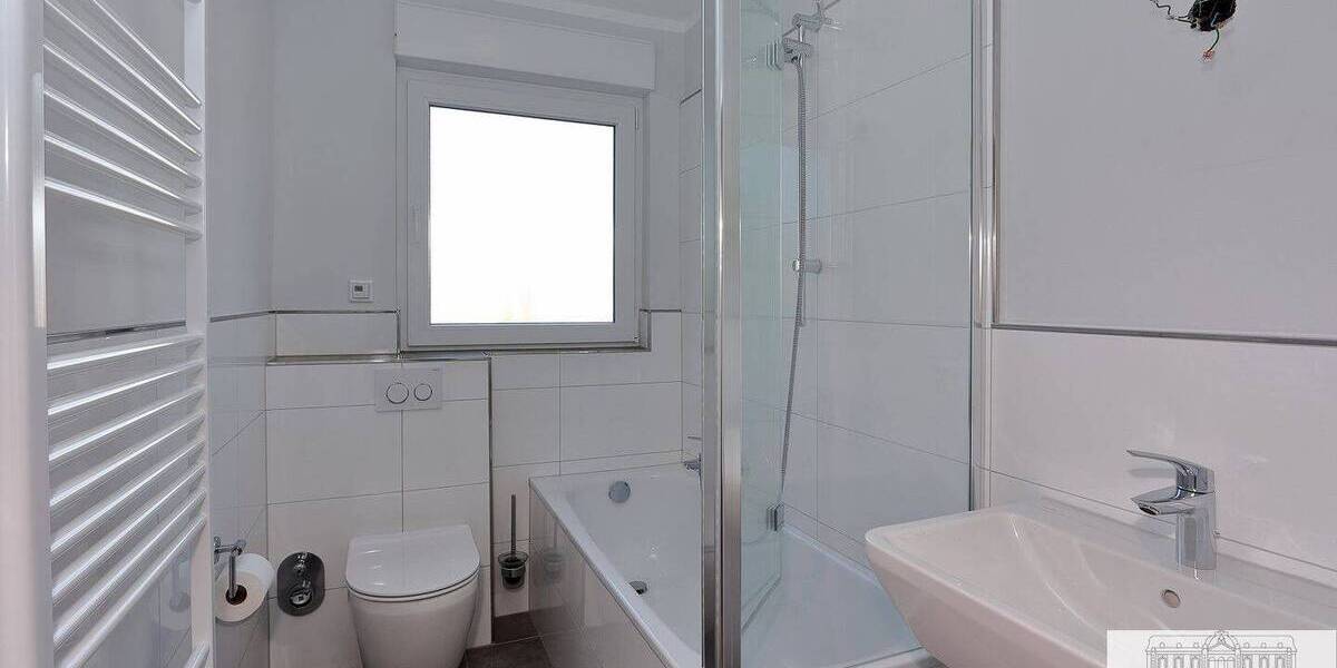 Einfamilienhaus Düsseldorf Hassels Hassels - 1 Zimmer, 266 m&sup2;, 849.000&euro; | Angebot:26018439