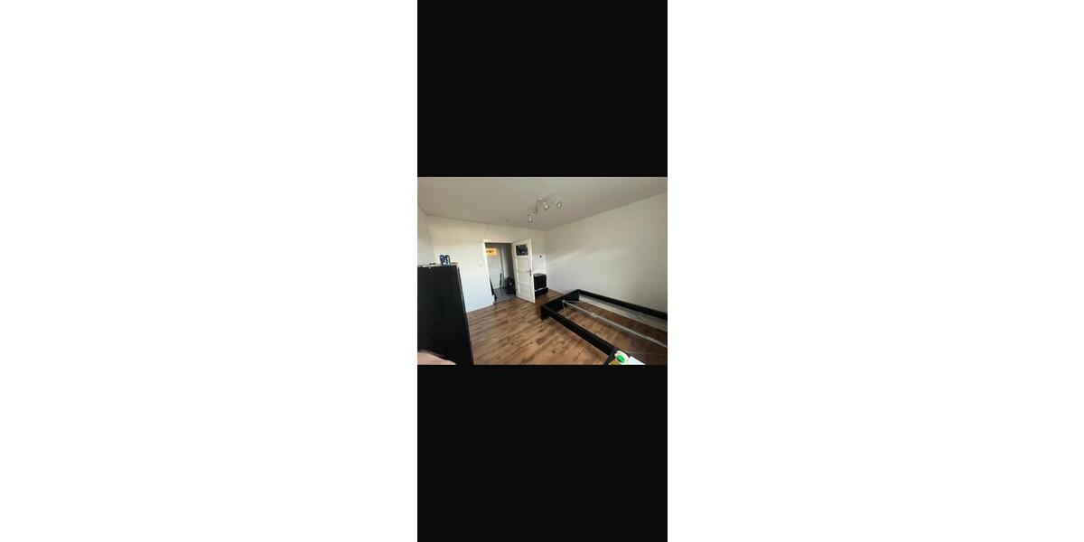 Etagenwohnung Düsseldorf Pempelfort - 1 Zimmer, 15 m&sup2;, 480&euro; | Angebot:26698770