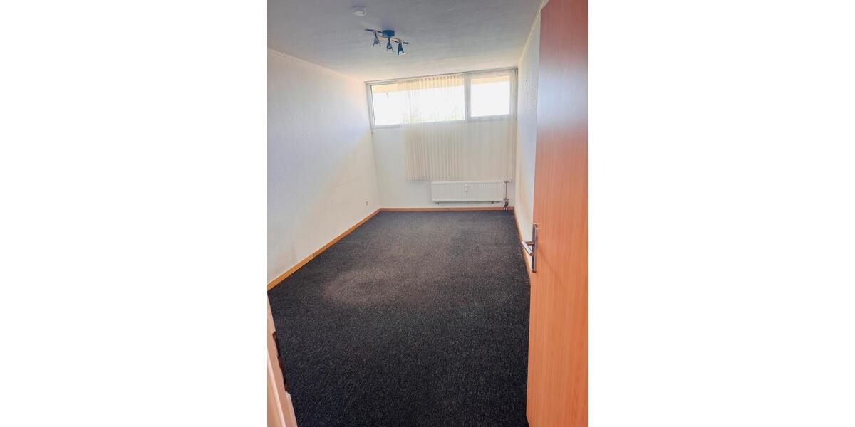 Etagenwohnung Kerpen Balkhausen - 4 Zimmer, 101 m&sup2;, 180.000&euro; | Angebot:27193585