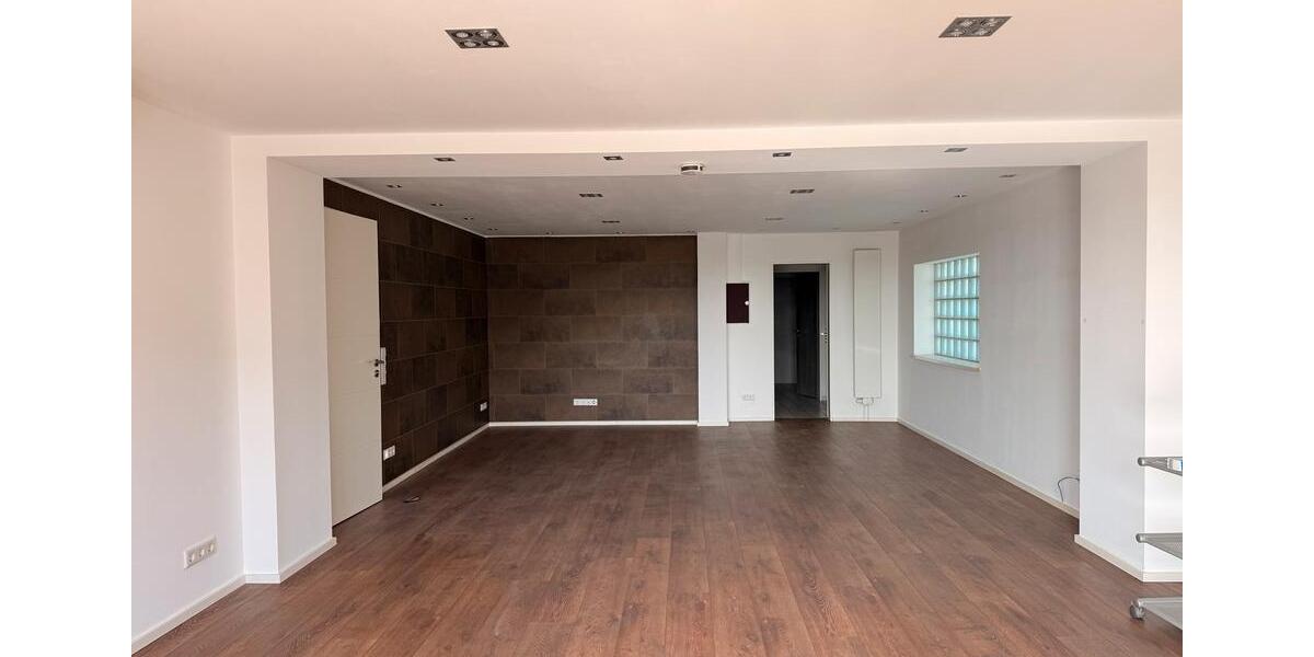 Gewerbeobjekt Remscheid - 2.200&euro; | Angebot:25470972