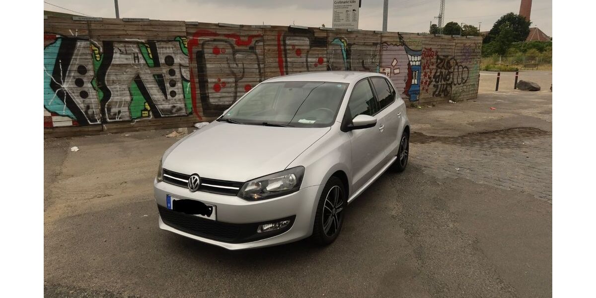 VW Polo 160.000 km 5.200 &euro; Köln 50678