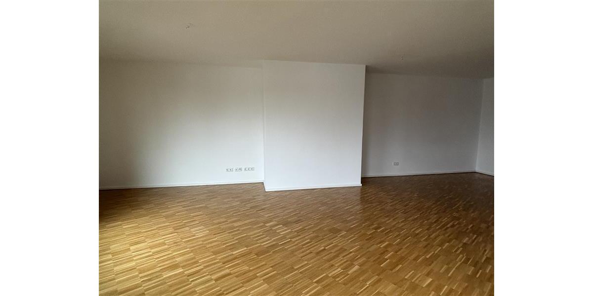 Dachgeschoßwohnung Köln Mülheim - 3 Zimmer, 105 m&sup2;, 1.695&euro; | Angebot:25922401