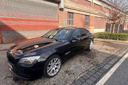 BMW 730 300.000 km 13.900 &euro; Düsseldorf 40549