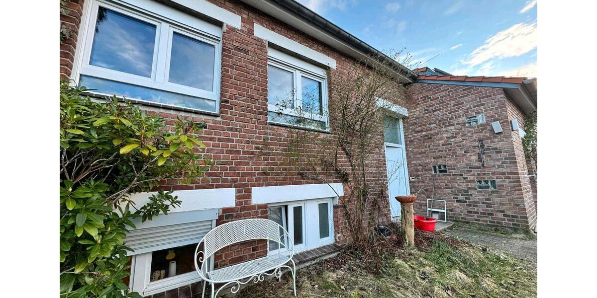 Mehrfamilienhaus, Wohnhaus Leichlingen (Rheinland) - 8 Zimmer, 180 m&sup2;, 649.000&euro; | Angebot:25354627