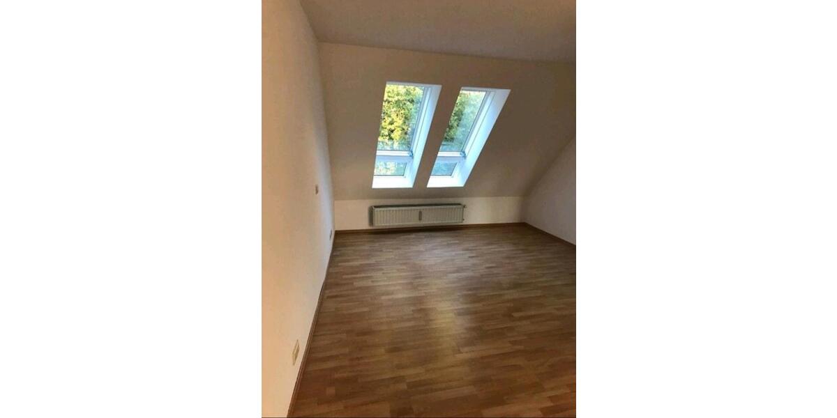 Dachgeschoßwohnung Köln Kalk - 2 Zimmer, 65 m&sup2;, 1.170&euro; | Angebot:24343999