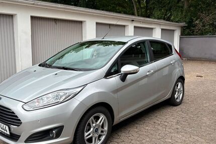 Ford Fiesta 24.250 km 8.200 &euro; Köln 50937