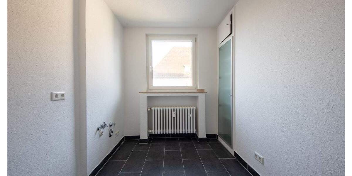 Etagenwohnung Düsseldorf Golzheim - 2 Zimmer, 349.900&euro; | Angebot:25778707