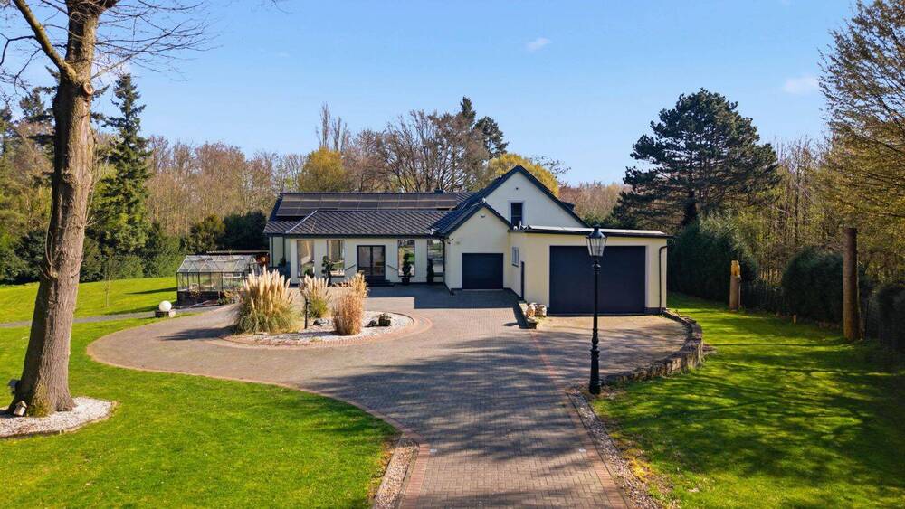 Einfamilienhaus Neuss Reuschenberg - 7 Zimmer, 475 m&sup2;, 2.790.000&euro; | Angebot:26687526