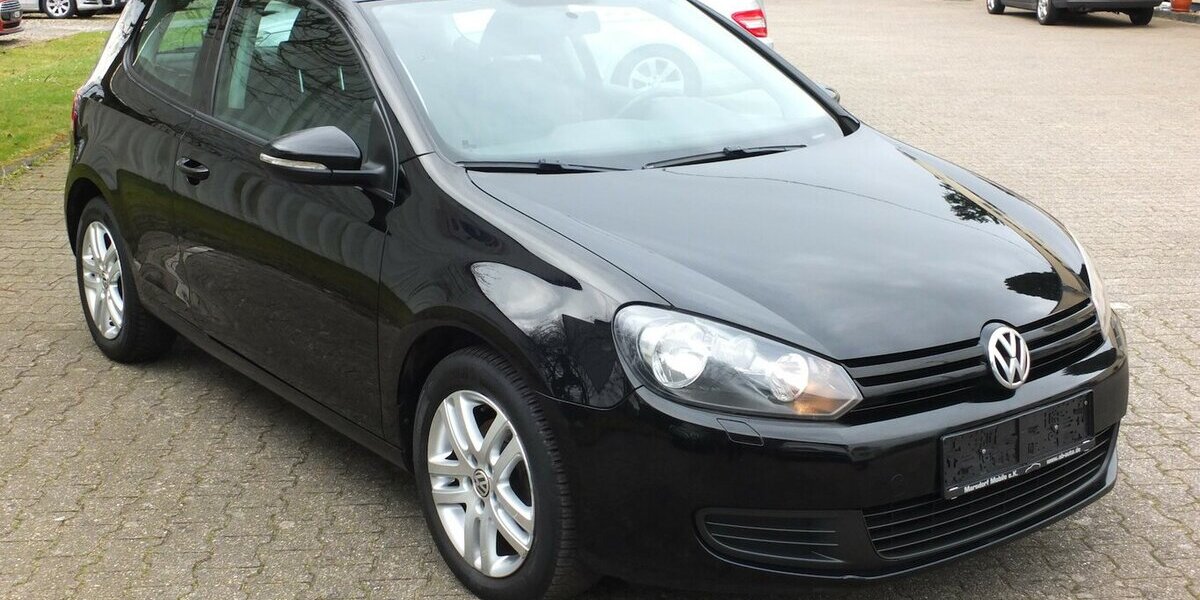 VW Golf 1.4i TRENDLINE KLIMAANLAGE SPORT-LMF SHZ 132.895 km 6.298 &euro; Köln 50858