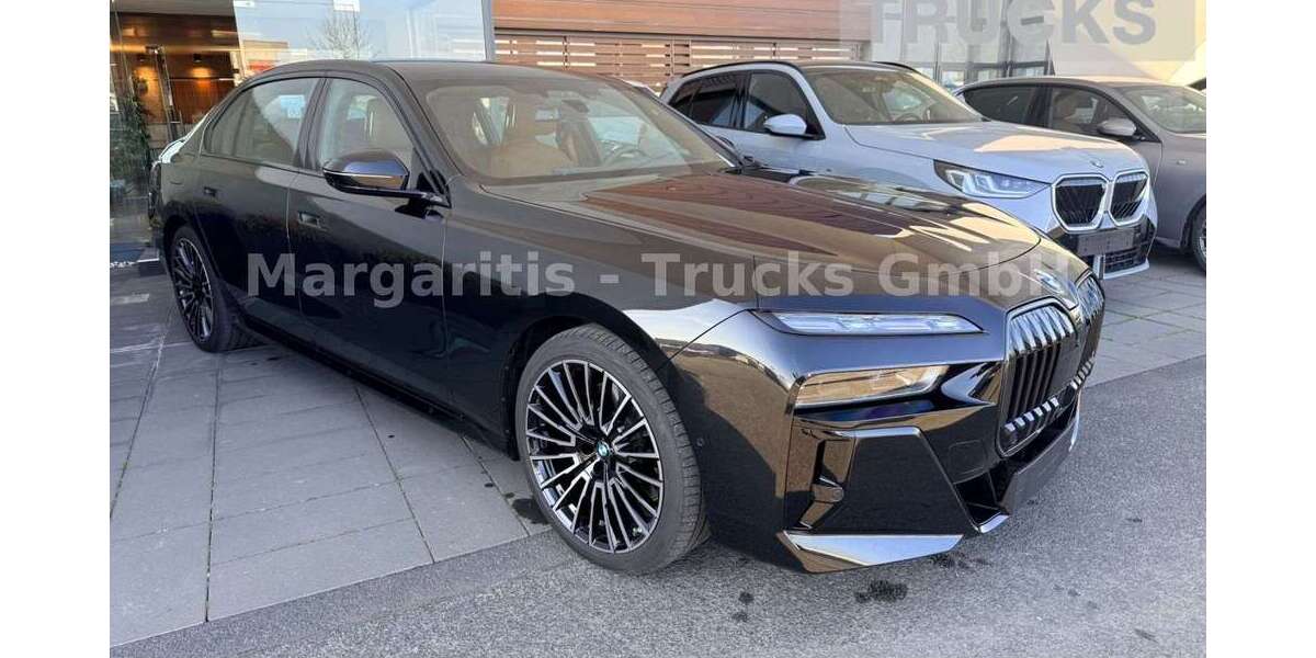 BMW 740 8.300 km 110.290 &euro; Köln 50996