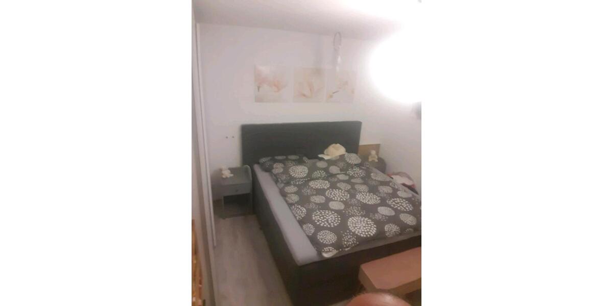 Etagenwohnung Heiligenhaus - 4 Zimmer, 95 m&sup2;, 1.300&euro; | Angebot:26700853