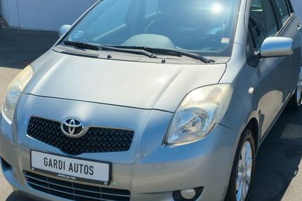 Toyota Yaris 152.000 km 3.050 &euro; Neuss 41472