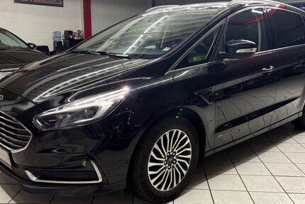 Ford S-Max 145.000 km 16.990 &euro; Leverkusen 51371