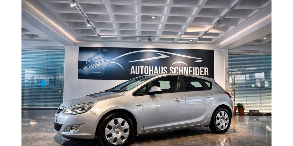 Opel Astra 52.189 km 7.500 &euro; Ratingen 40880