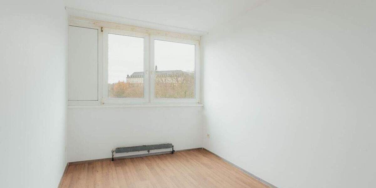 Etagenwohnung Bergisch Gladbach Bockenberg - 3 Zimmer, 89 m&sup2;, 185.000&euro; | Angebot:25738496