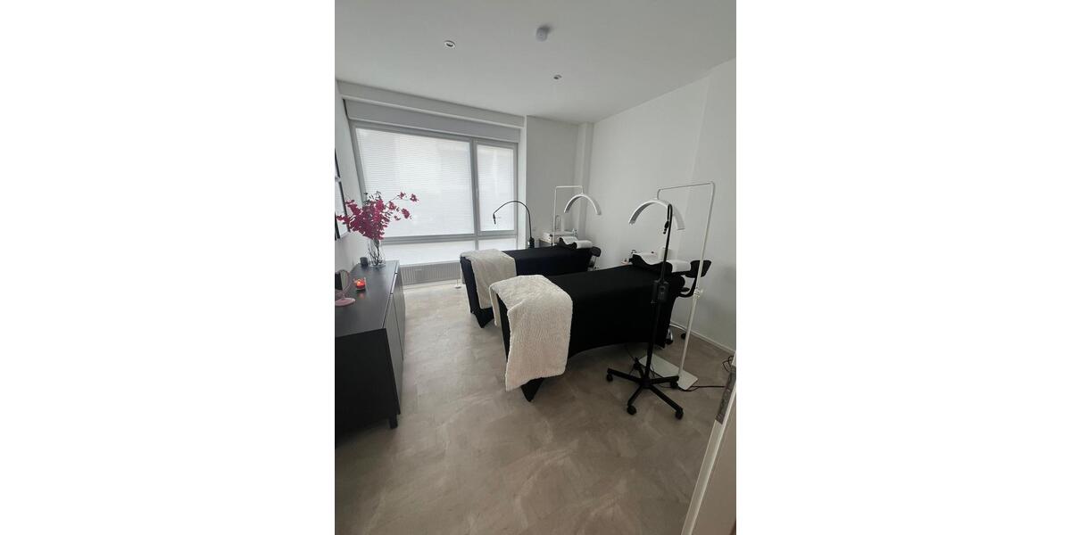 Gewerbeobjekt Leverkusen Bürrig - 750&euro; | Angebot:26679850