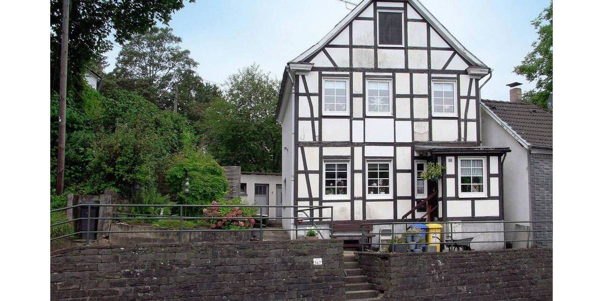 Einfamilienhaus Solingen Solingen-Mitte - 5 Zimmer, 102 m&sup2;, 258.000&euro; | Angebot:26684332