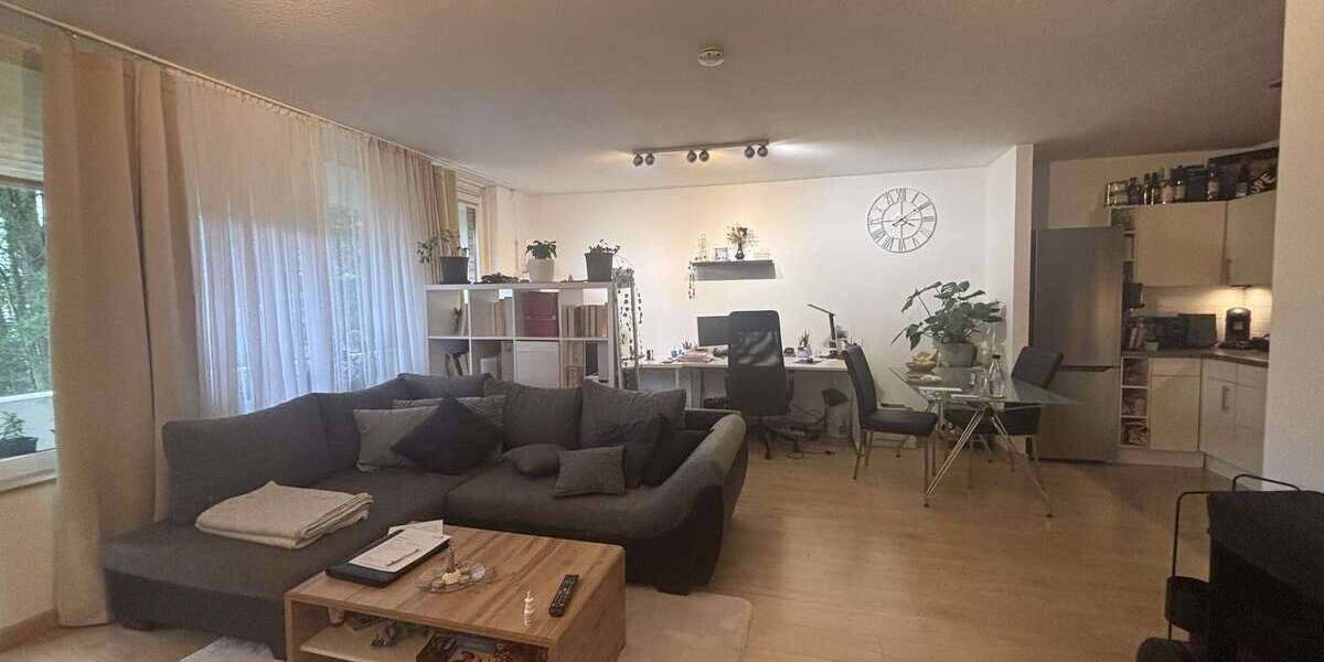 Etagenwohnung Düsseldorf Oberbilk - 2 Zimmer, 65 m&sup2;, 249.000&euro; | Angebot:27082778