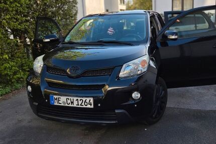 Toyota Urban Cruiser 120.000 km 5.200 &euro; Ratingen 40883