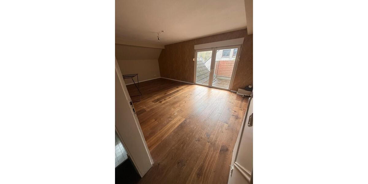 Einfamilienhaus Solingen - 5 Zimmer, 140 m&sup2;, 279.000&euro; | Angebot:26045246