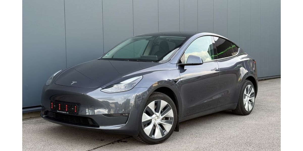 Tesla Model Y 37.500 km 34.900 &euro; Solingen 42699