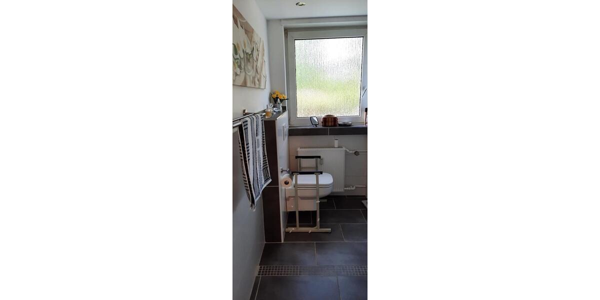 Etagenwohnung Meerbusch - 3 Zimmer, 75 m&sup2;, 1.250&euro; | Angebot:26521313